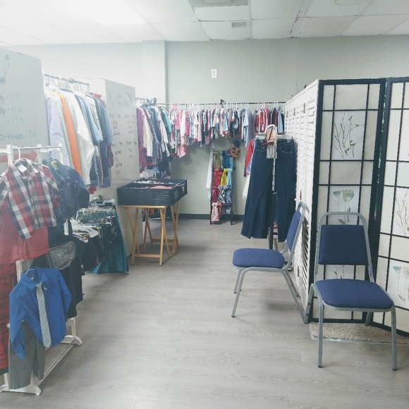 Meet your Posher, Priceless Thrift - Picture 2 of 5